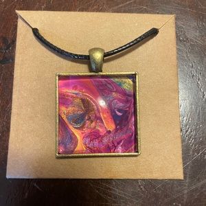 Acrylic pour necklace